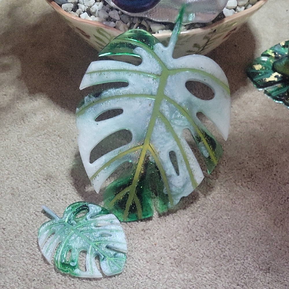 Green and White Leaf Decor